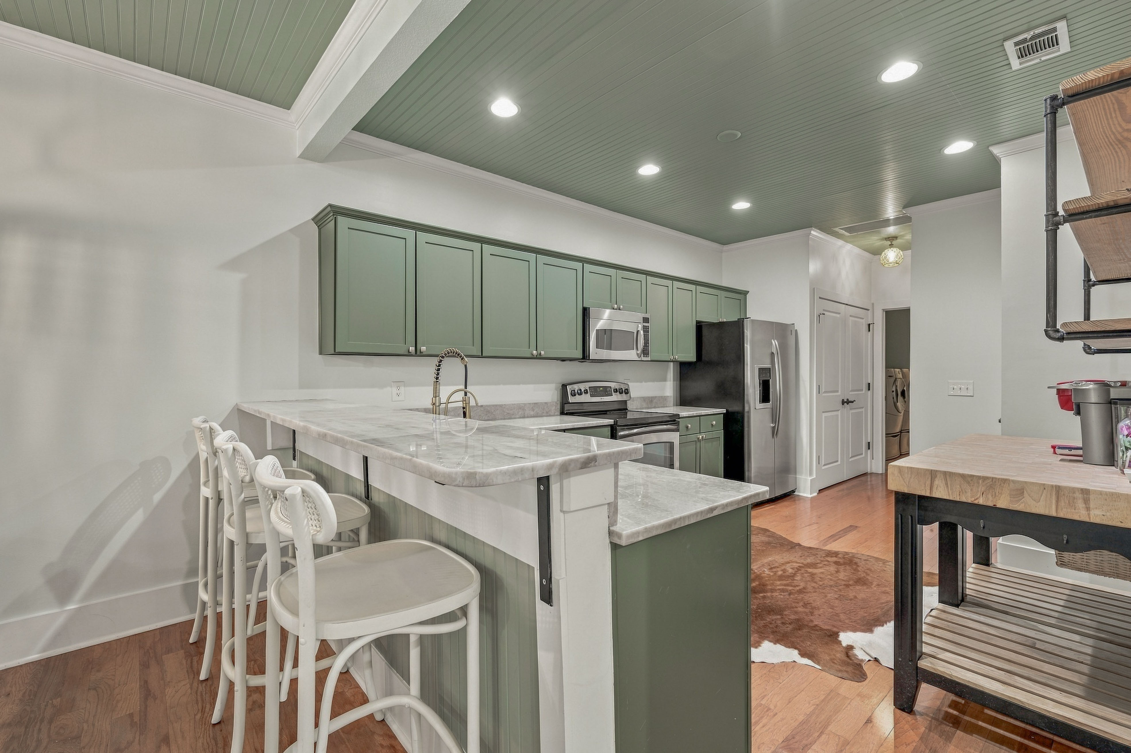 148 Edgewood Court image 11